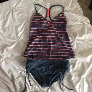 Swim suit/ bathing suit